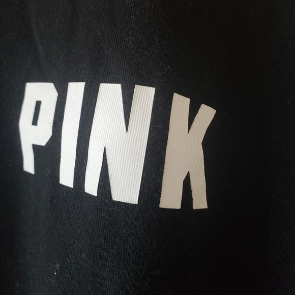 A nwot PINK Victoria's Secret long sleeve tshirt - Picture 3 of 6
